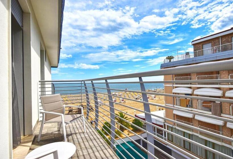 غرفة قياسية إطلالة جانبية علي البحر, Delle Nazioni   Adults Only