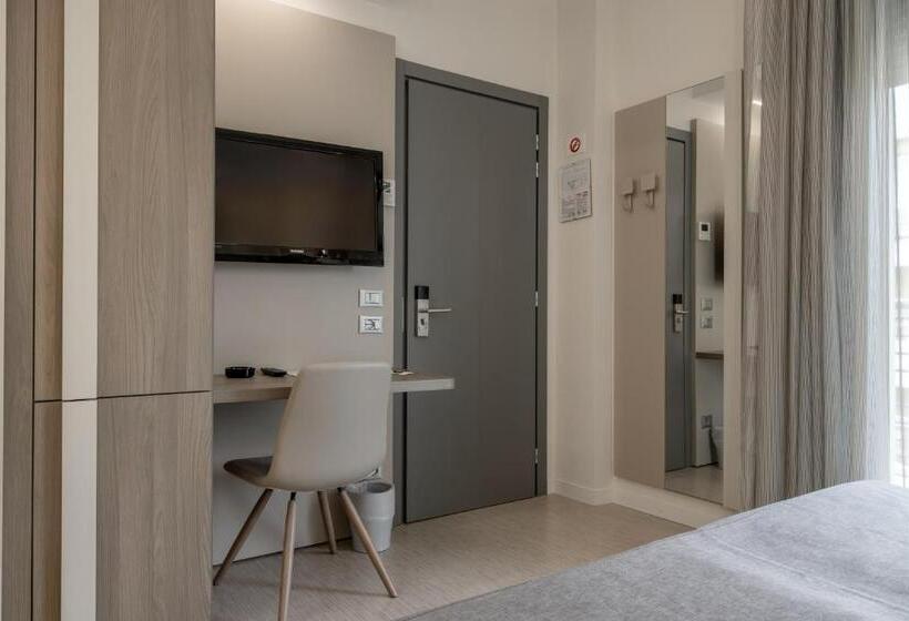 غرفة قياسية إطلالة جانبية علي البحر, Delle Nazioni   Adults Only