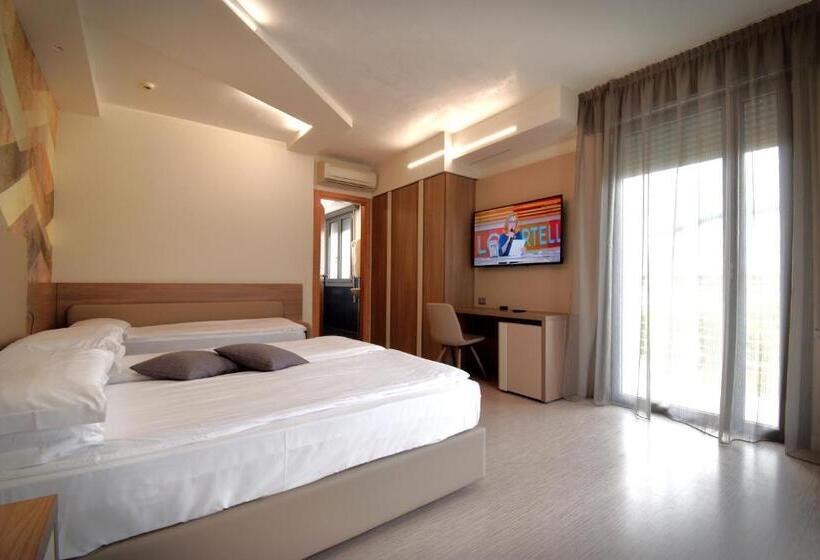 غرفة قياسية ثلاثية ذات إطلالة جانبية على البحر, Delle Nazioni   Adults Only