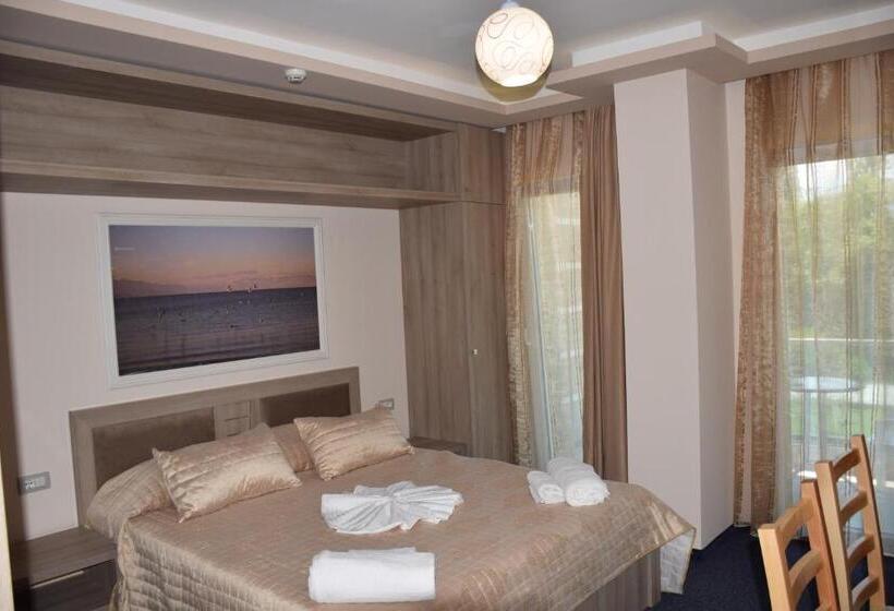 Семейный Номер, Pogradeci 2