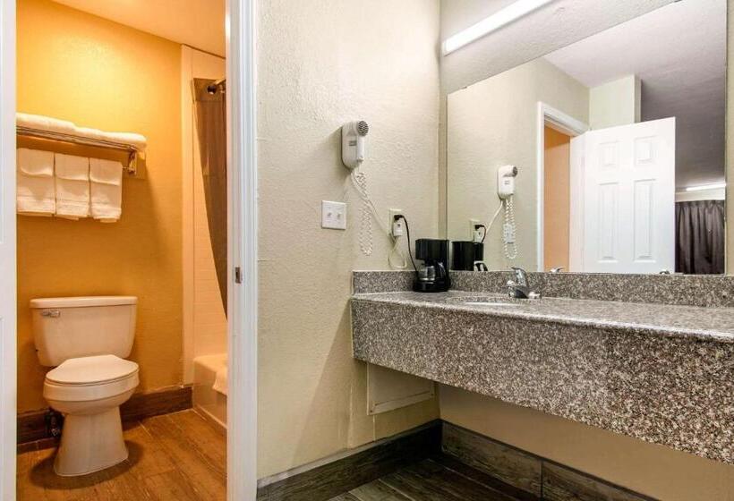 Стандартный Номер Кровать Кинг, Rodeway Inn