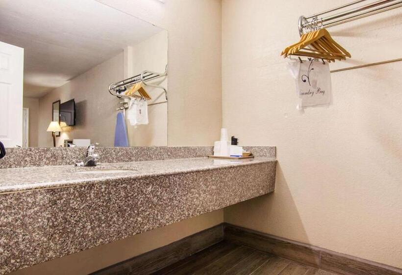 Стандартный Номер Кровать Кинг, Rodeway Inn