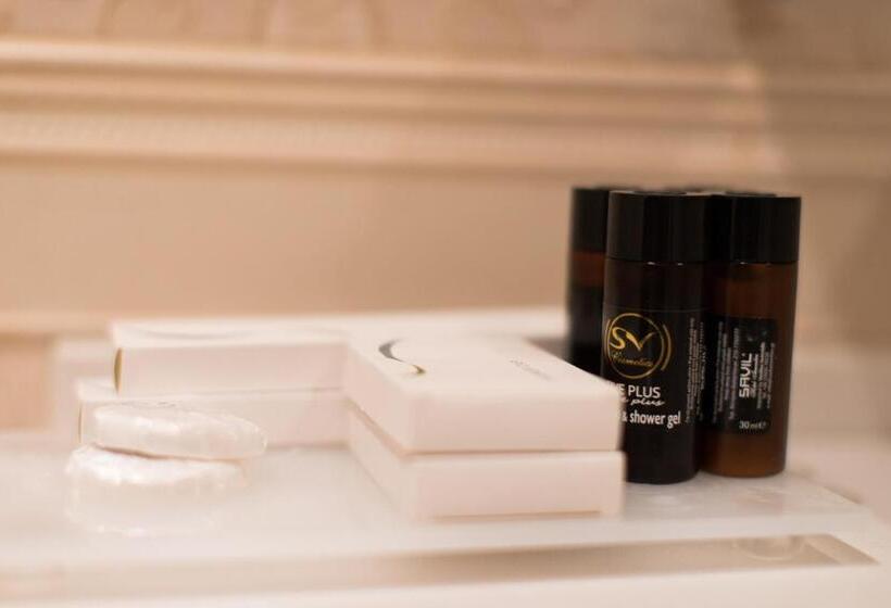 豪华房间, Royal Hill