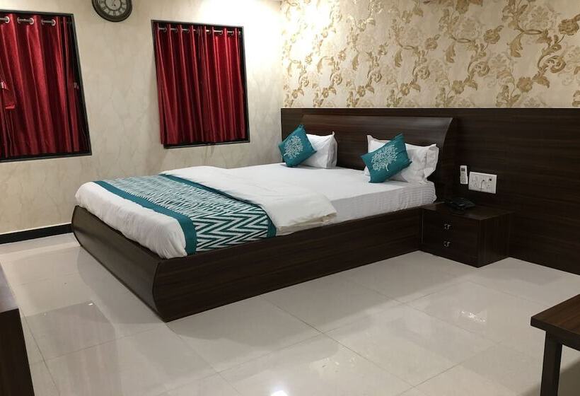 스위트, Sai Sharan Stay Inn