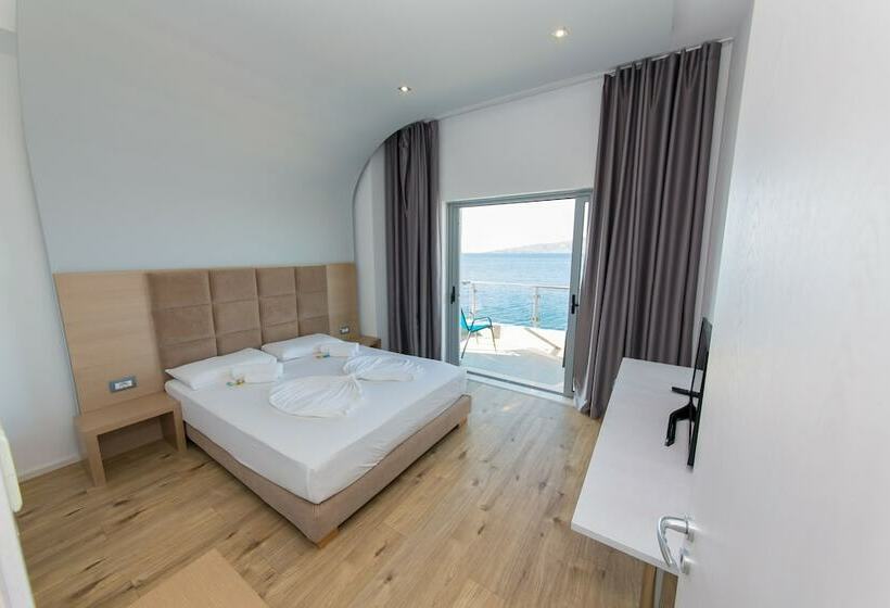 غرفة قياسية مطلّة علي البحر مزوَّدة بشُرفة, Saranda Palace