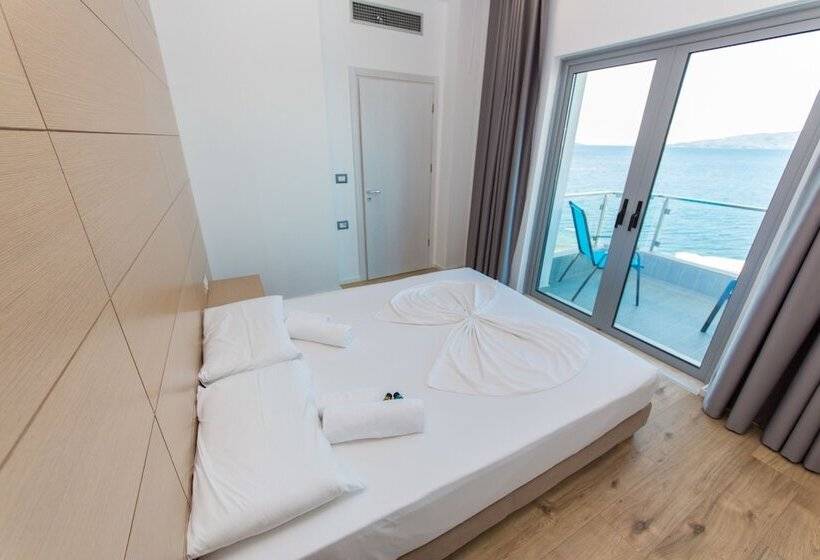 غرفة قياسية مطلّة علي البحر مزوَّدة بشُرفة, Saranda Palace