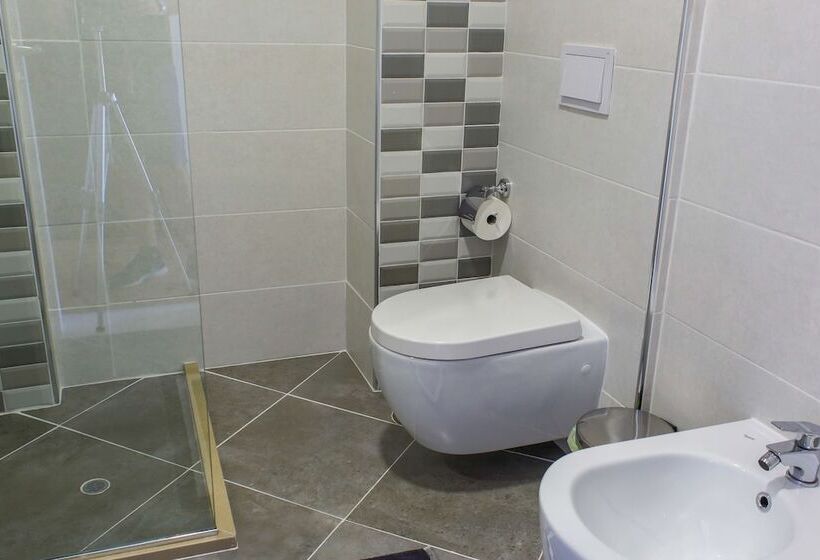 Triple Room Sea View, Saranda Palace