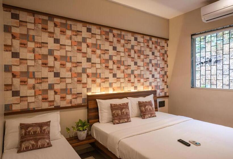 غرفة ديلوكس ثلاثية, Zostel Mumbai