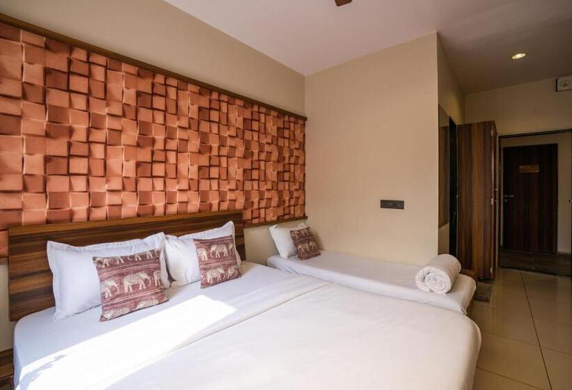 Трехместный Номер Deluxe, Zostel Mumbai