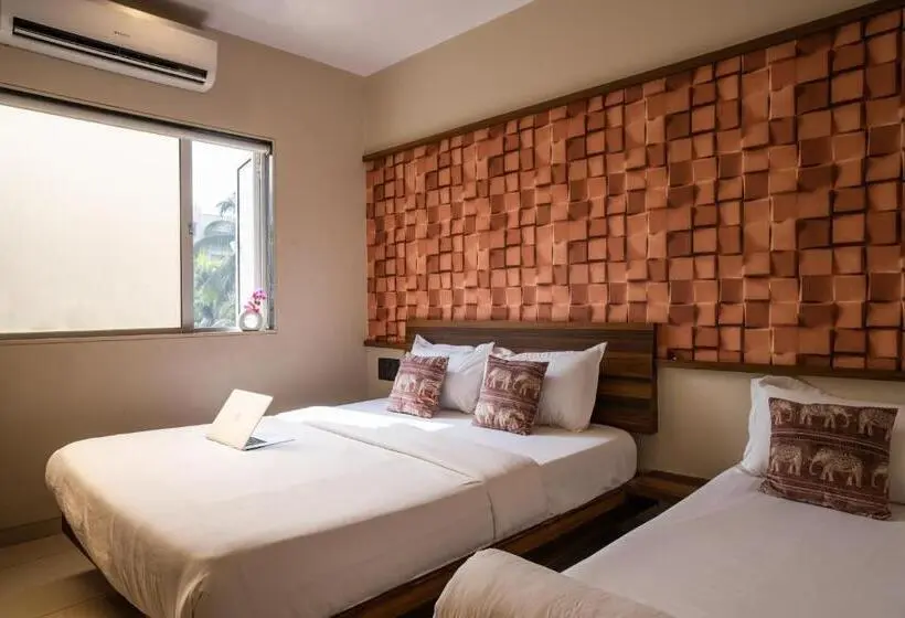 デラックストリプルルーム, Zostel Mumbai