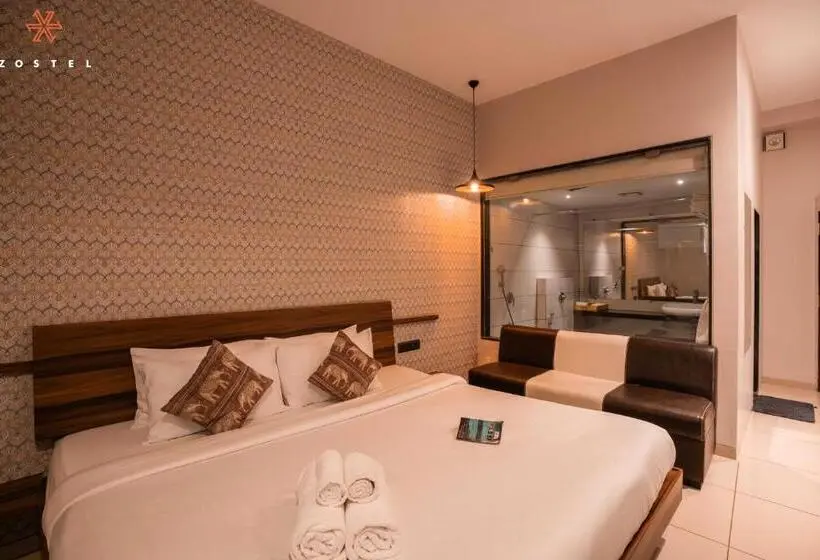 デラックススイート, Zostel Mumbai