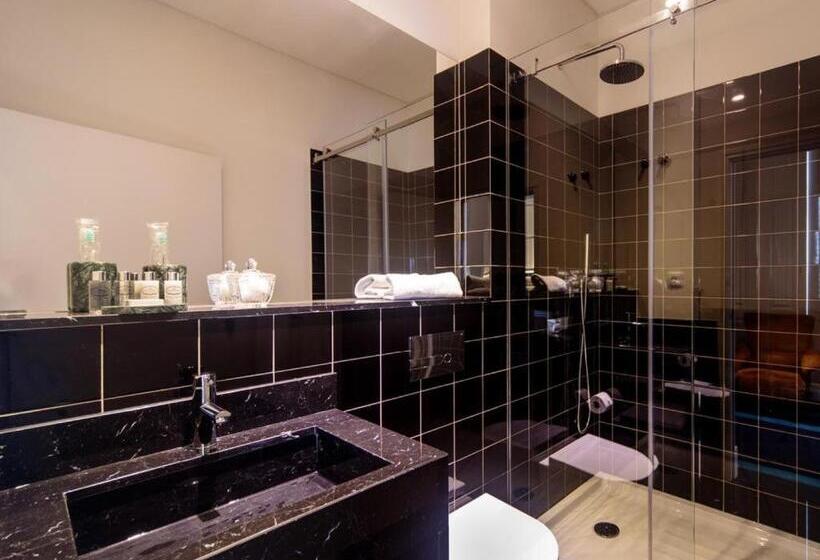 סוויטה דלוקס, Dear Lisbon  Bordalo Palace Chiado