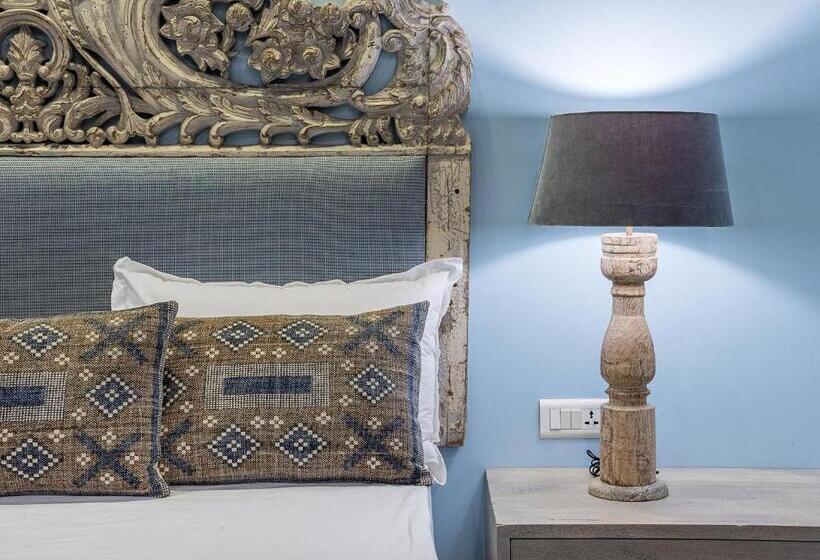 Люкс Повышенной Комфортности, The Almond Tree