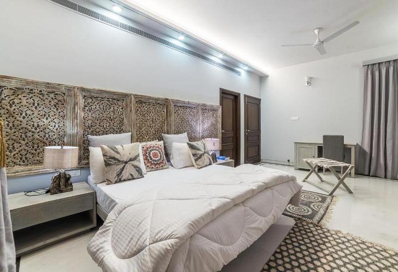 Номер Superior Кровать Кинг, The Almond Tree