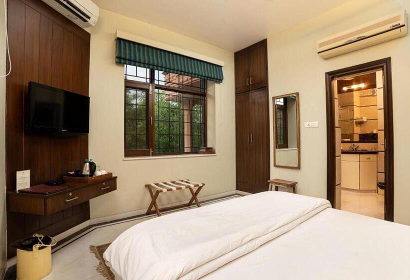 Номер Deluxe Вид на Бассейн, The Almond Tree