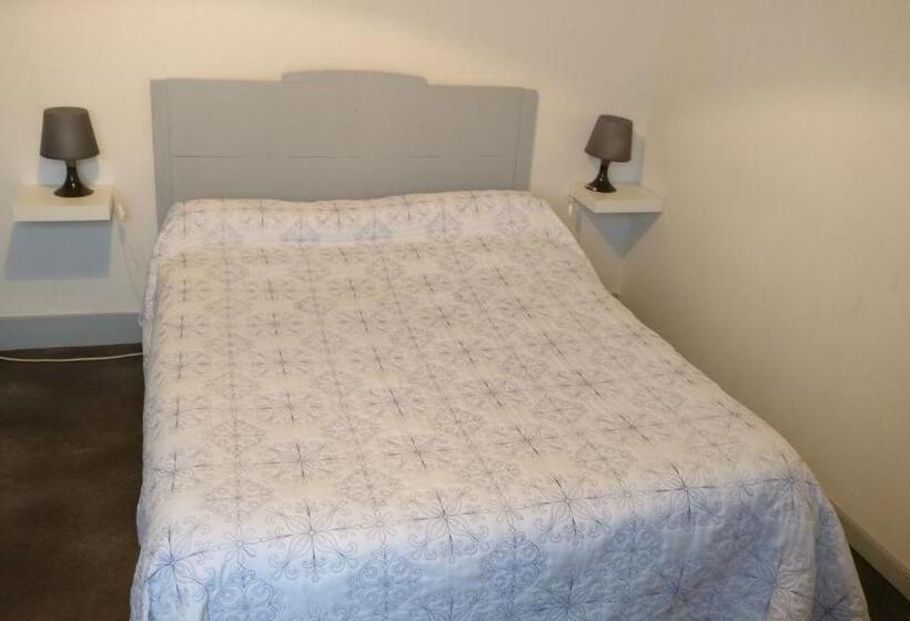 Cameră Standard Individuală, Le Chatiague