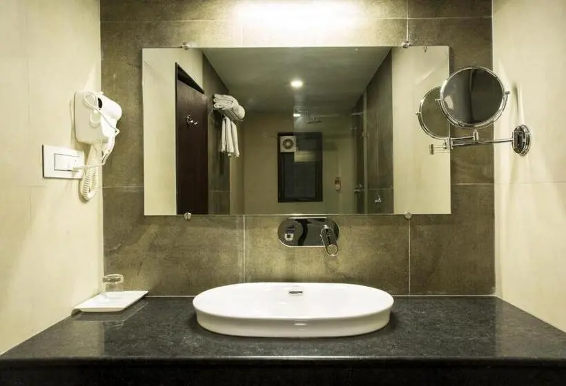 Suite, Malisca