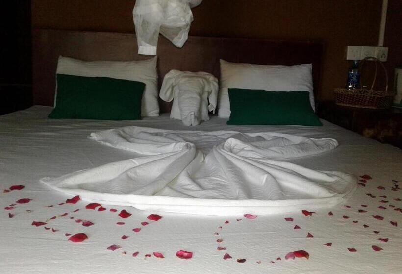 חדר קומפורט, Sandalwood Cottage