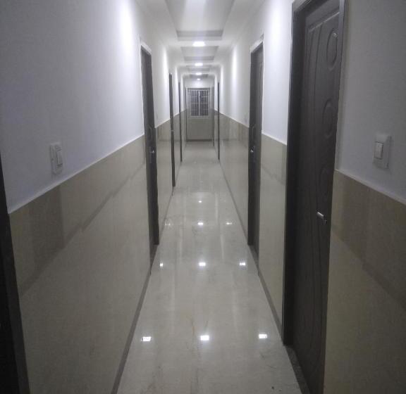 エコノミートリプルルーム, Shs Grand Park