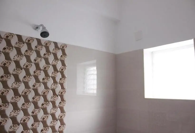 Economy Triple Room, Shs Grand Park