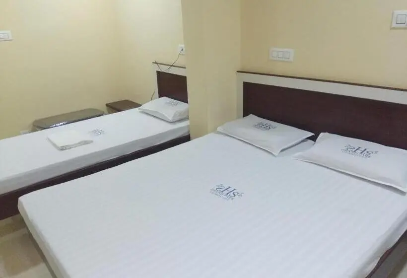 Economy Triple Room, Shs Grand Park