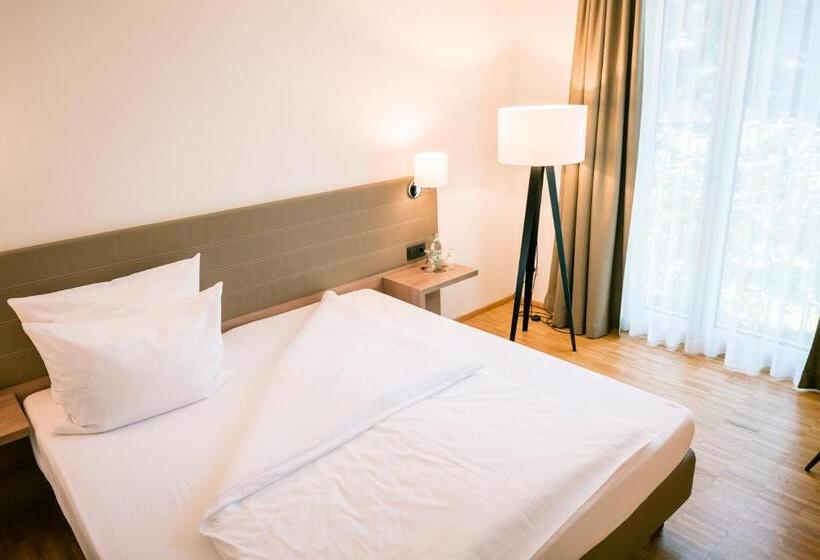 Standard-huone, Trezor