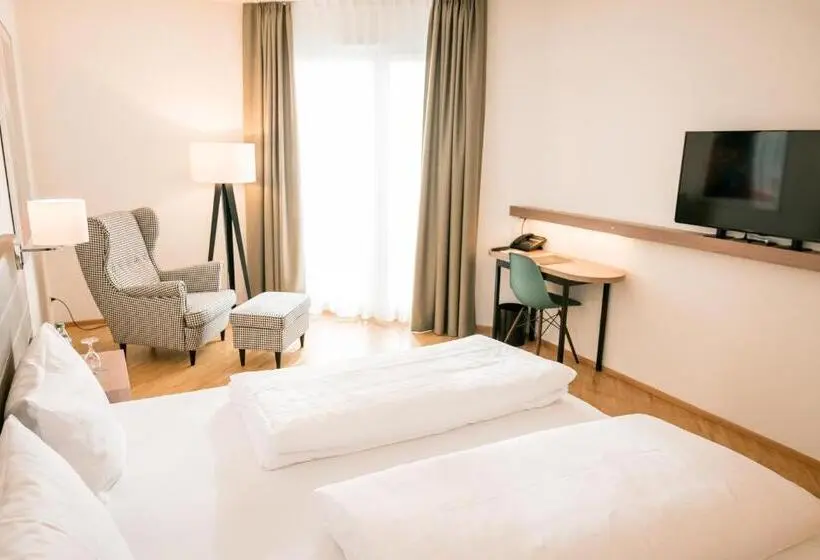 Deluxe-huone, Trezor