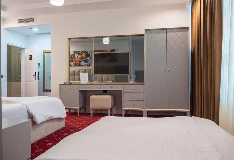 舒适三人间, Palmanova Resort