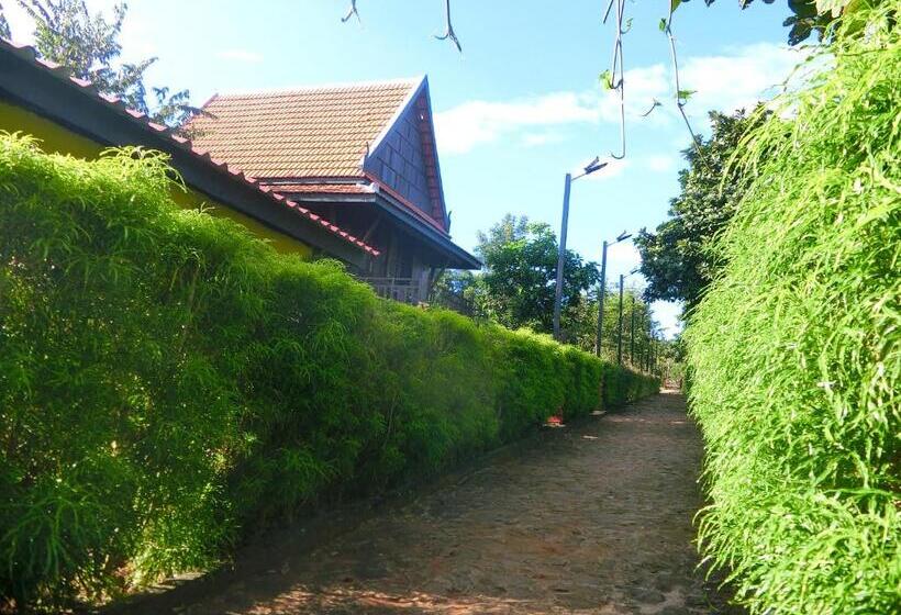 豪华洋房, Greenhouse Retreat