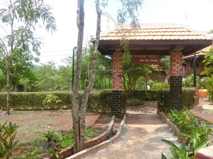 带阳台的标准单人间, Greenhouse Retreat