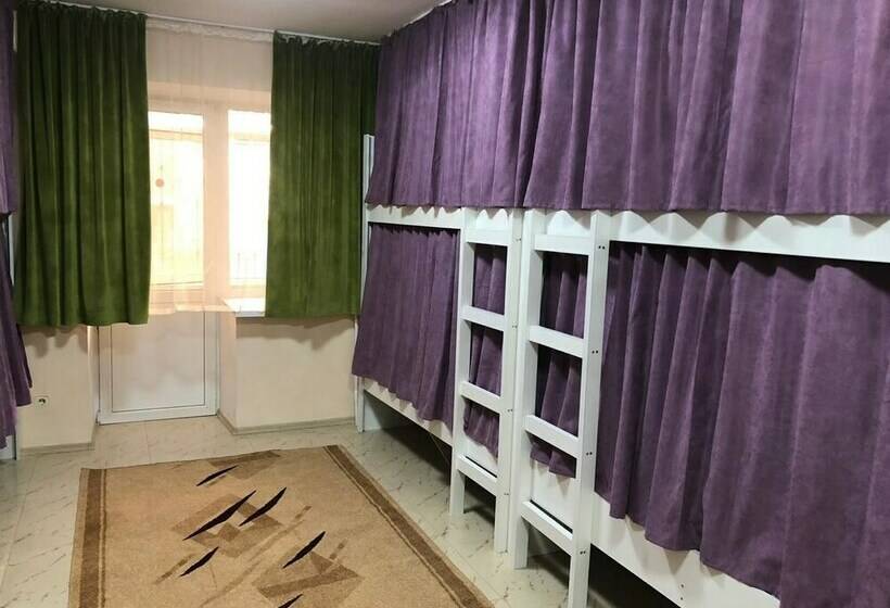 تختخواب در اتاق مشترک, Elite Hostel