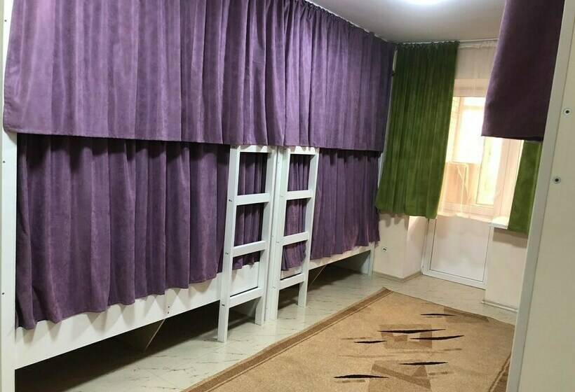 تختخواب در اتاق مشترک, Elite Hostel