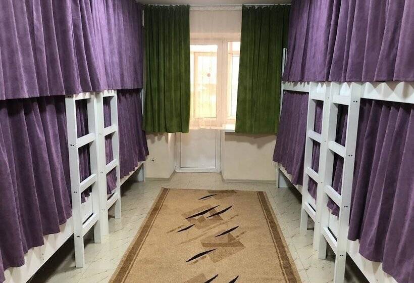 تختخواب در اتاق مشترک, Elite Hostel