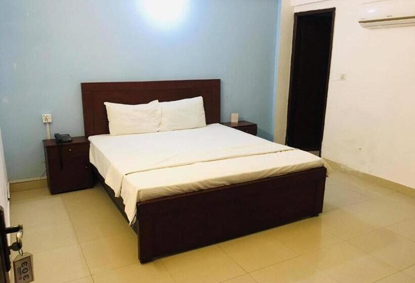 اتاق لوکس, Couples Friendly Guest House Karachi