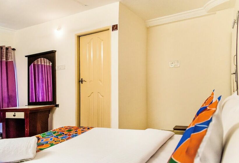 Deluxe Zimmer, Fabexpress Kapsstone Egmore