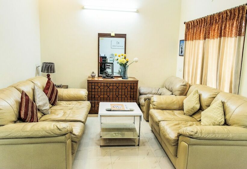 Deluxe Zimmer, Fabexpress Kapsstone Egmore