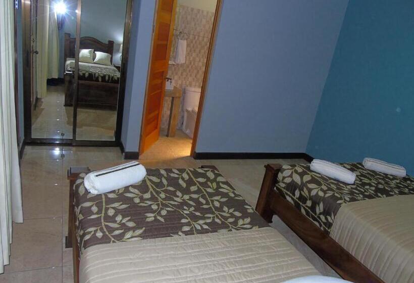 이코노미 룸, Margarita And Tour Operator Drake Bay