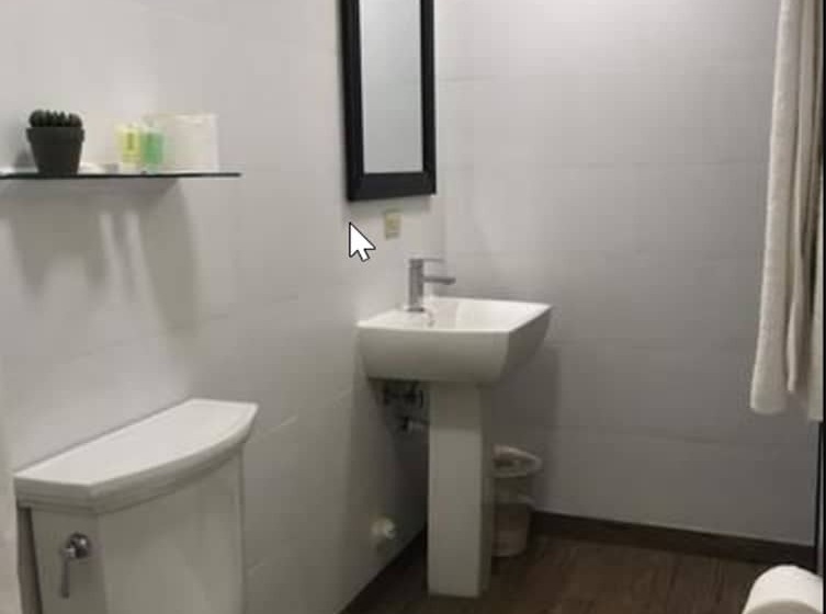 חדר דלוקס, Plaza