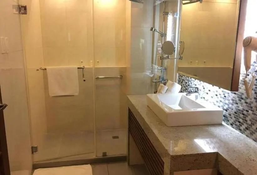 سوییت اجرایی, Skinetics Wellness Center Boutique