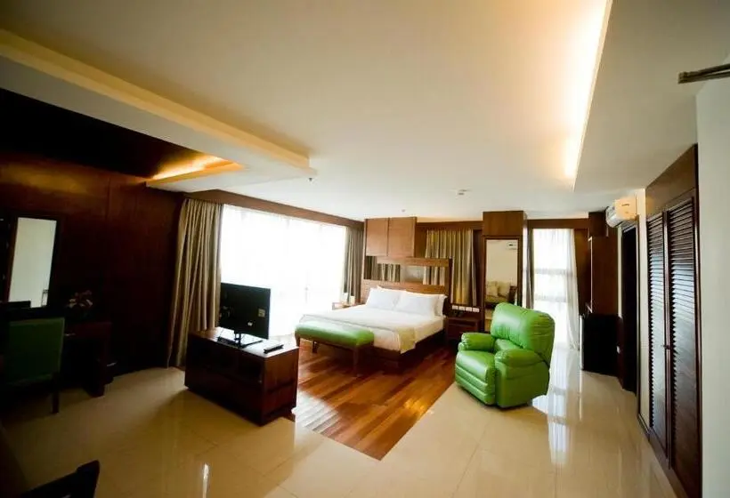 سوئیت پرزیدنت, Skinetics Wellness Center Boutique