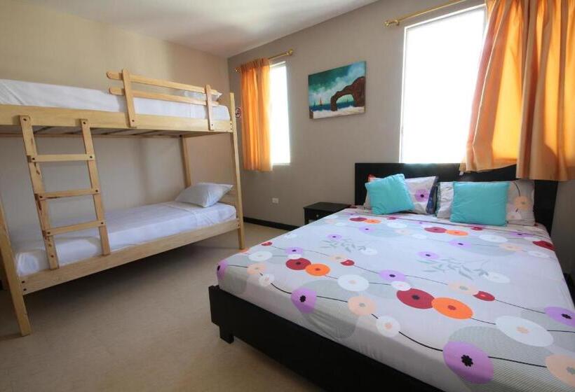 Четырехместный Номер Стандарт, Fogata Hostel