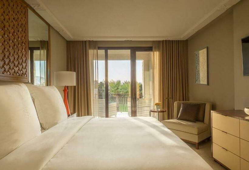 חדר סופריור עם מיטת קינג, Four Seasons Hotel Tunis