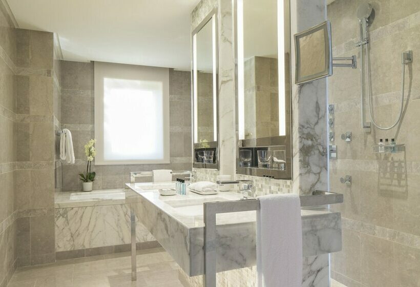 חדר סופריור, Four Seasons Hotel Tunis