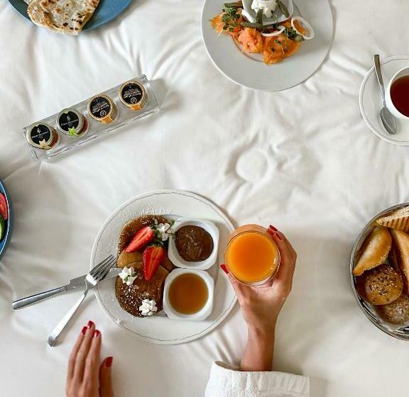 חדר דחוקס עם מיטת קינג, Four Seasons Hotel Tunis