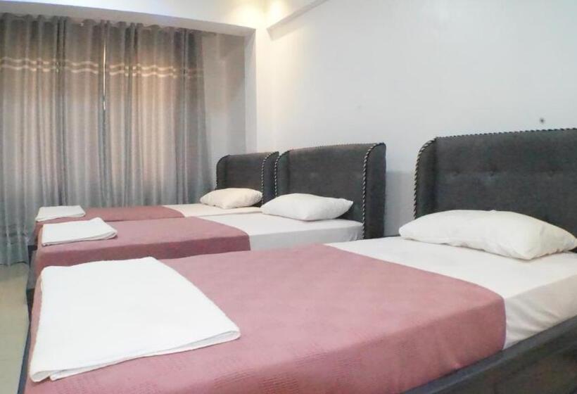 Economy Triple Room, Econo Lodge