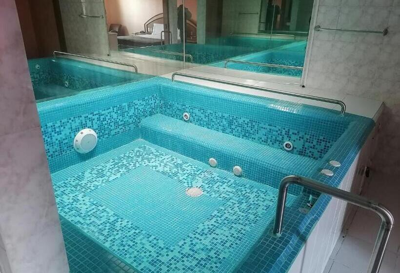 デラックスルーム, Puerta Del Sol