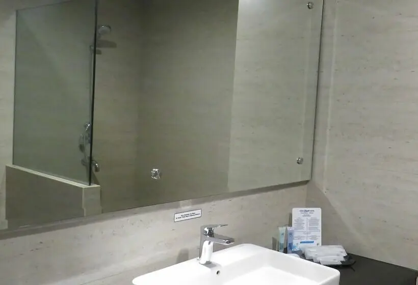 اتاق سوپریور, D Primahotel Kualanamu Medan Formerly Prime Plaza