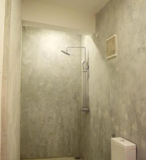 Standardrum King Size Säng, Railway Lodge Hostel