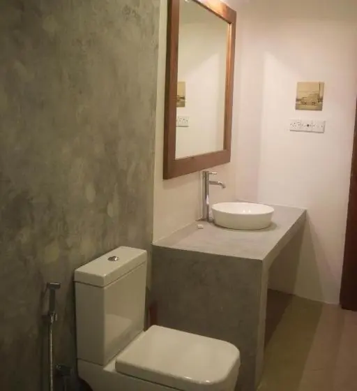 キングサイズベッドのスタンダードルーム, Railway Lodge Hostel