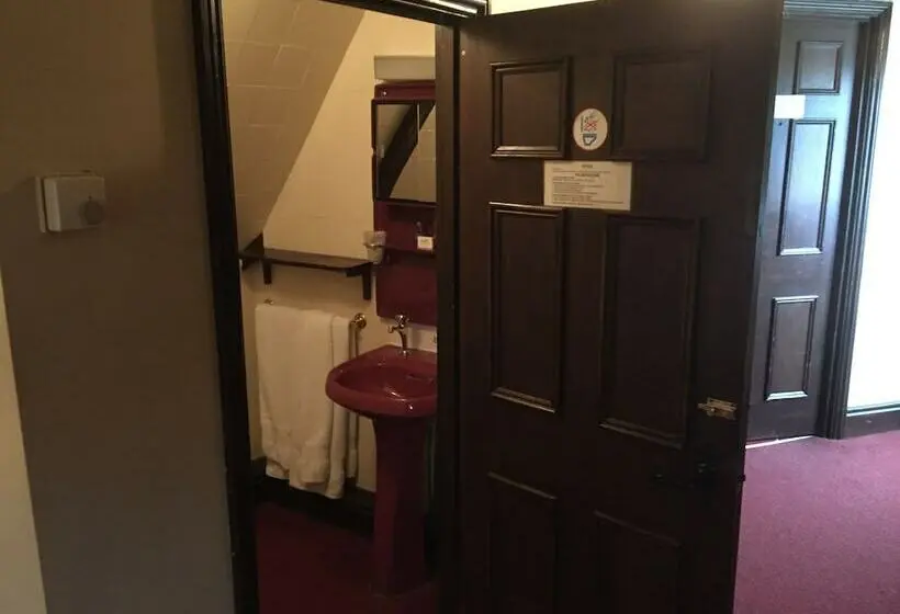 Standard-huone, Cross Keys Hotel Chatteris